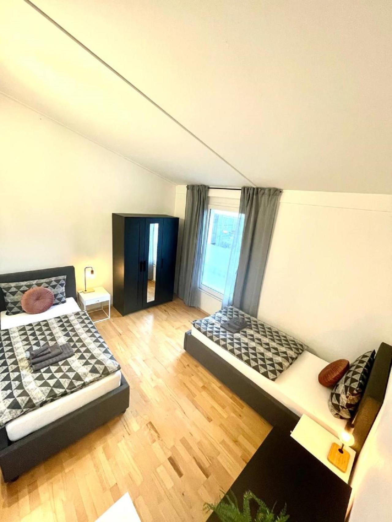 Geraeumiges Ferienhaus In Koblenz Кобленц Экстерьер фото